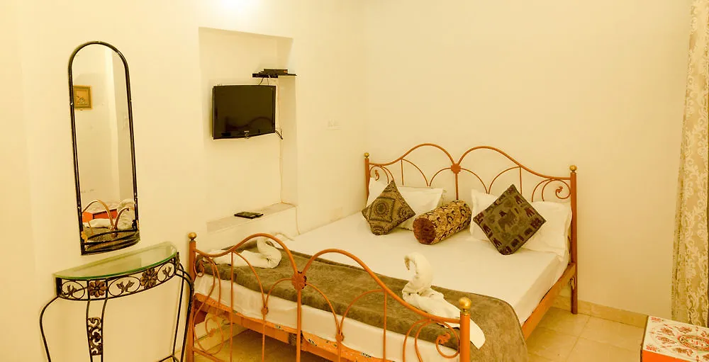 Hotel Hanuman Ghat On Lake Pichola Udaipur