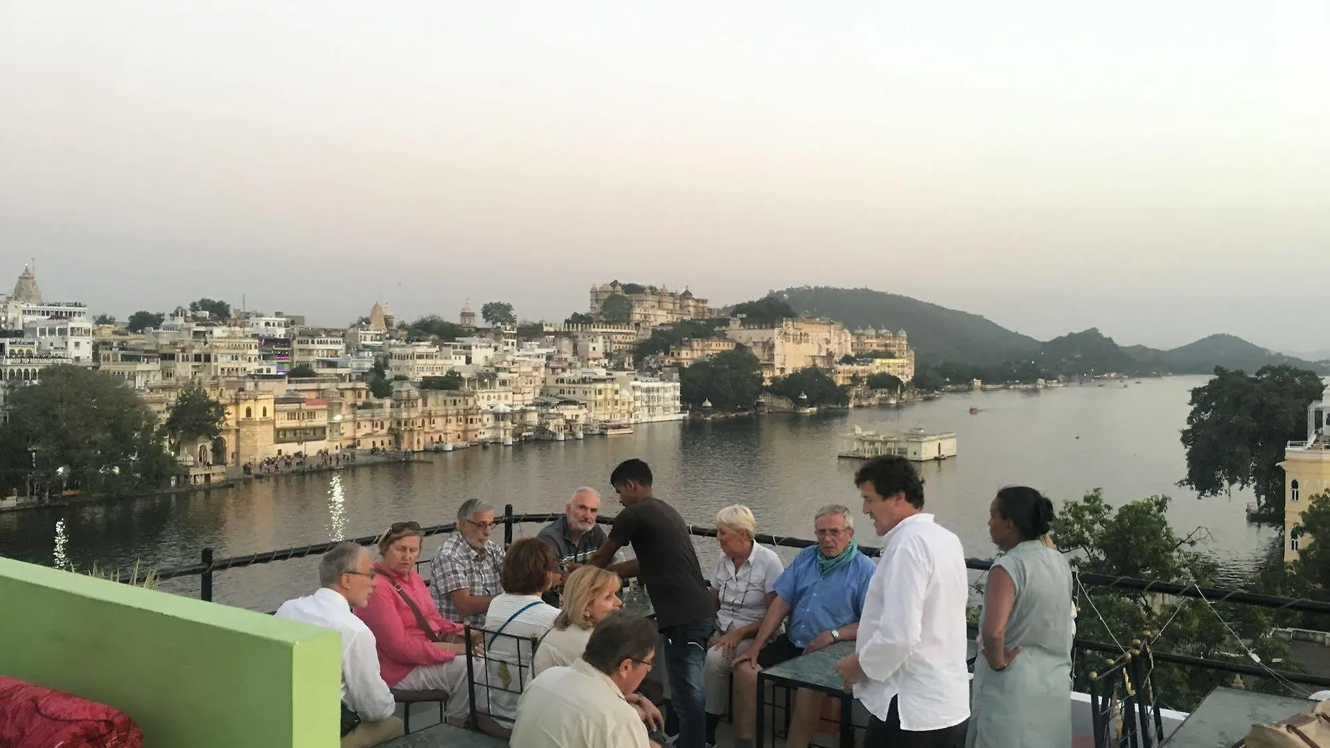 Hotel Hanuman Ghat On Lake Pichola Udaipur