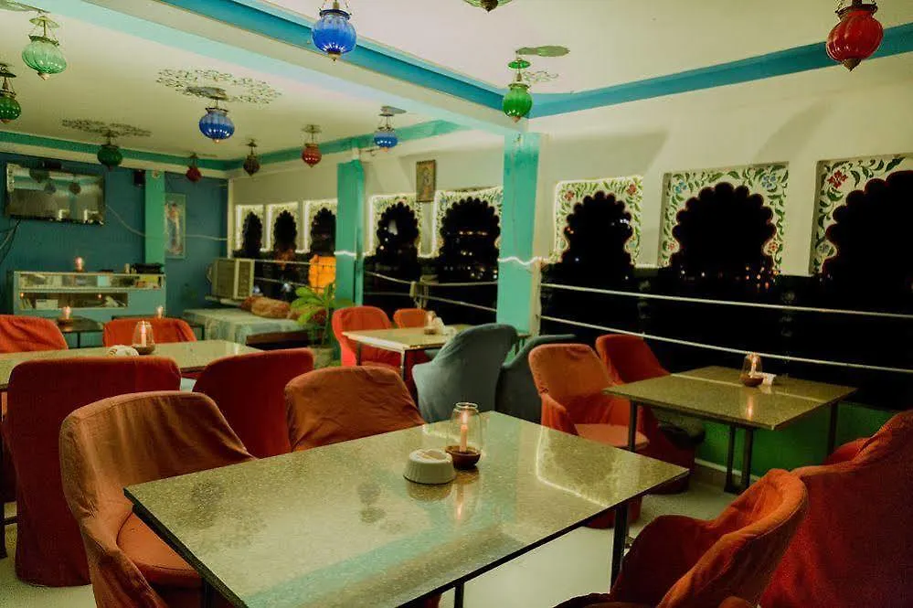Hotel Hanuman Ghat On Lake Pichola Udaipur
