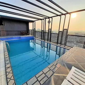 Hotel Suvin Residency With Rooftop Swimming Pool