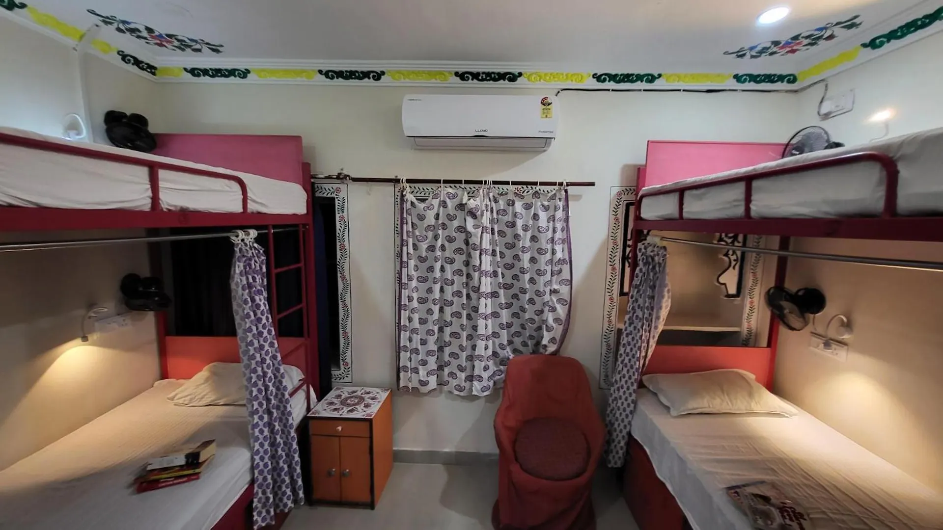 Hotel Hanuman Ghat On Lake Pichola 烏代浦
