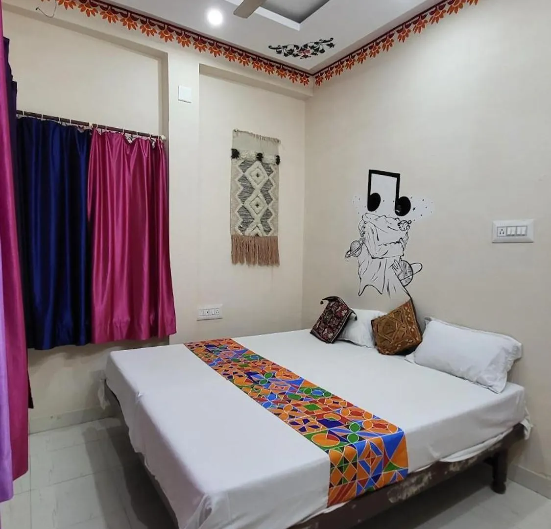 Hotel Hanuman Ghat On Lake Pichola 烏代浦