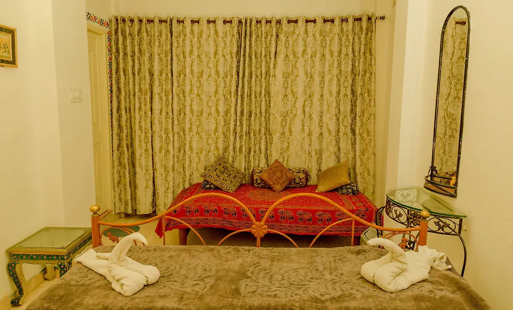 Hotel Hanuman Ghat On Lake Pichola 烏代浦