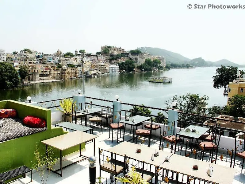 Hotel Hanuman Ghat On Lake Pichola 烏代浦