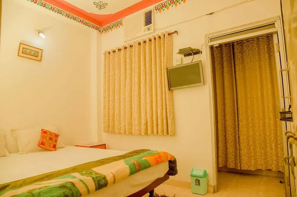 Hotel Hanuman Ghat On Lake Pichola 烏代浦